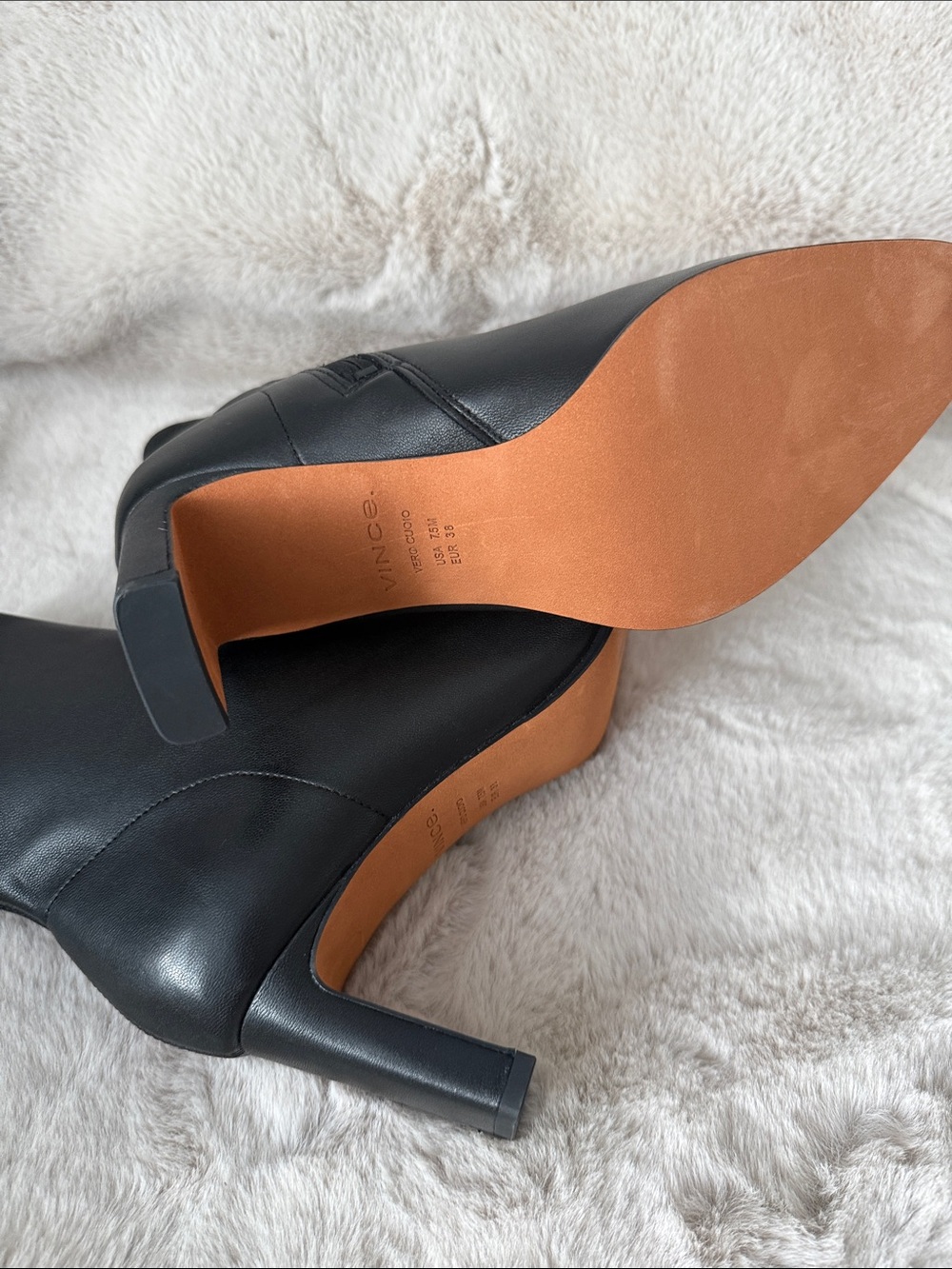 Vince Brock Black Pointed Toe Leather Ankle Boots - Picture 11 of 13